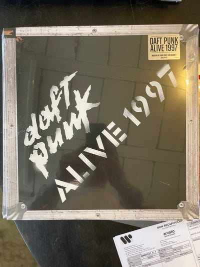 Playlist surf été 2025 : la bande-son parfaite d’un van trip ☀️🎶