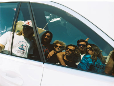 Lookbook surf lifestyle : comment s’habiller en août ? 🌴